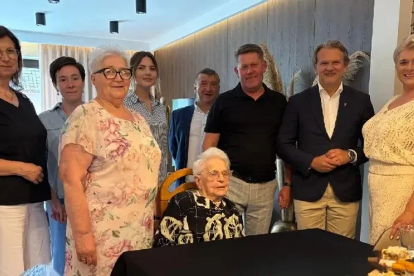Pani Joanna Ratajczak z Kiełkowa świętuje setne urodziny