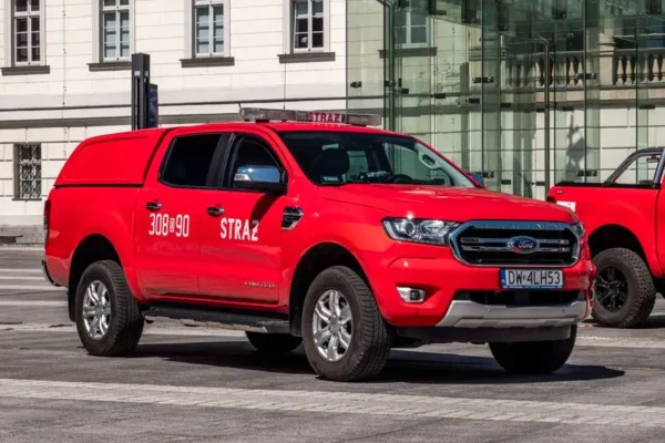 Nowy wóz bojowy dla OSP Sączkowo. Ford wzmocni bezpieczeństwo w gminie Przemęt