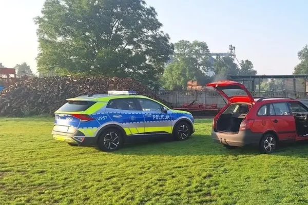 Policjanci z Wolsztyna zatrzymali 40-latka po szaleńczej ucieczce. Miał zakaz prowadzenia, był pijany i pod wpływem narkotyków