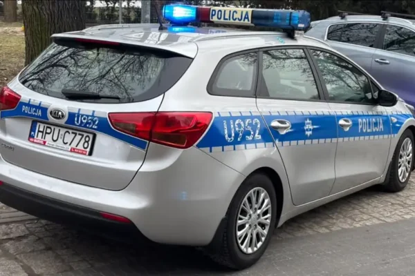 Nastolatkowie na hulajnodze wjechali na DK w Wolsztynie. Interwencja policji